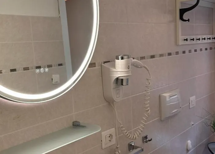 בית הארחה Rigoletto 3*