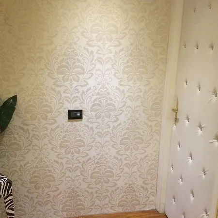 Rigoletto بيت ضيافة